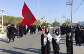 راهپیمایی جاماندگان اربعین حسینی در شهرستان لالی/عزاداری در یادمان شهدای گمنام
