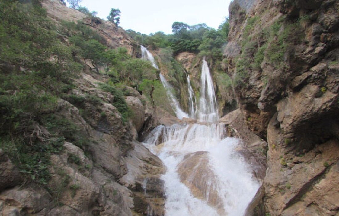 آبشار‌های زیبای موری در اندیکا
