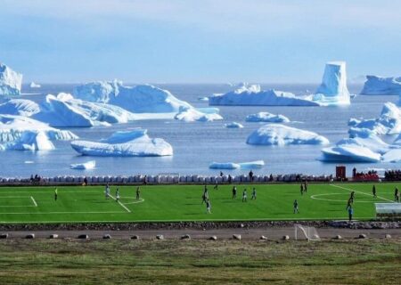 عجیب‌ترین زمین‌های فوتبال در دنیا
