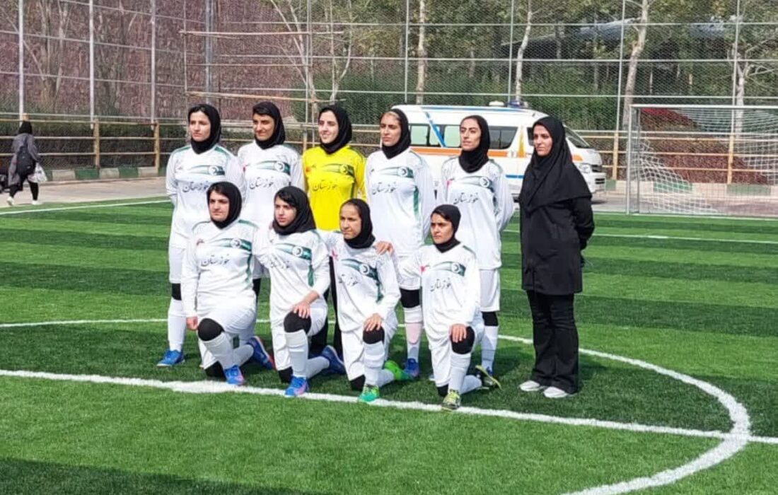 دختران فوتبالیست شهرستان لالی از صعود به مرحله دوم مسابقات کشوری بازماندند