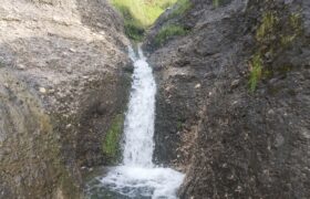 جاری شدن آبشارهای بهاری در لالی