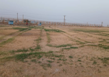 استادیوم فوتبالی که بیابان شد! / تنها زمین فوتبال لالی اسیر بی توجهی مسئولان + تصاویر