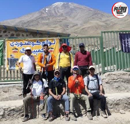 صعود گروه کوهنوردی شهرستان لالی به قله ۵۶۱۰ متری  دماوند در تهران + عکس