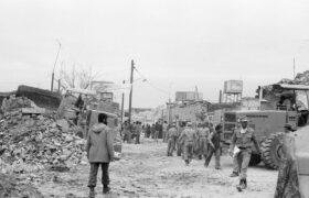 گرامیداشت شهدای حمله موشکی بعثی به مسجدسلیمان برگزار شد