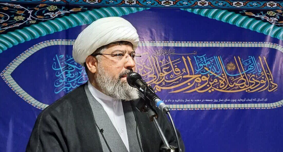 وقتی مردم بامشکلات معیشتی دست‌وپنجه نرم می‌کنند افزایش قیمت بنزین بی تدبیری است